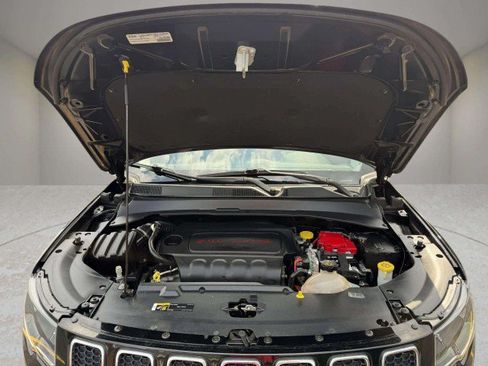 Used 2021 Jeep Compass Limited AWD/4WD image 33