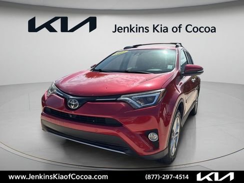Used 2017 Toyota RAV4 Limited w/ Advanced Technology Package AWD/4WD image 11