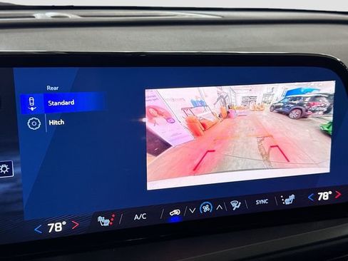 New 2026 Chevrolet Traverse LT w/ LPO, Floor Liner Package image 15