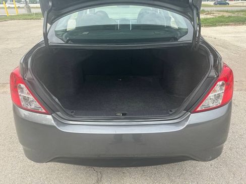 Used 2018 Nissan Versa SV FWD image 18