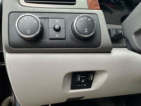 Used 2008 Chevrolet Silverado 2500 LTZ w/ Safety Package AWD/4WD image 18