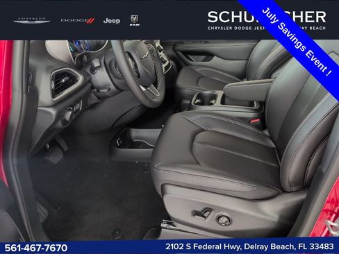 New 2026 Chrysler Voyager LX FWD image 6