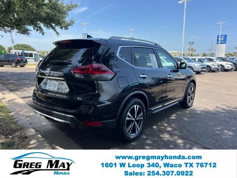 Used 2018 Nissan Rogue SL FWD image 8