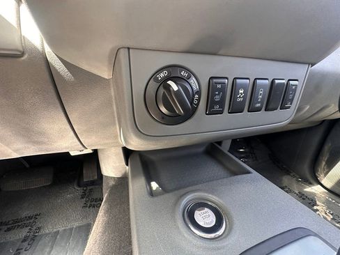 Certified 2021 Nissan Frontier SV AWD/4WD image 19