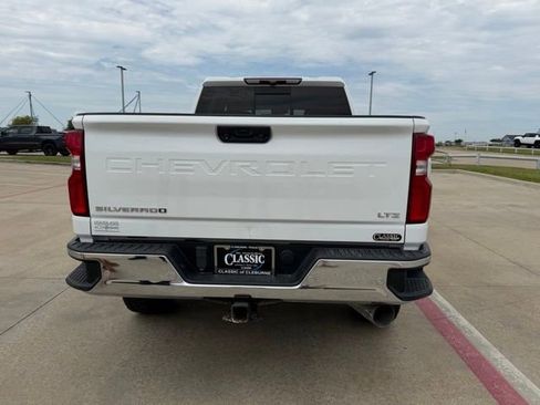 Used 2022 Chevrolet Silverado 2500 LTZ w/ LTZ Texas Edition AWD/4WD image 4