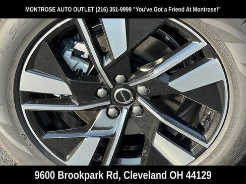 New 2026 Volvo XC60 B5 Plus w/ Protection Package Premier image 11