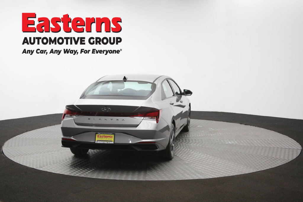 Used 2023 Hyundai Elantra SEL w/ Convenience Package FWD image 34