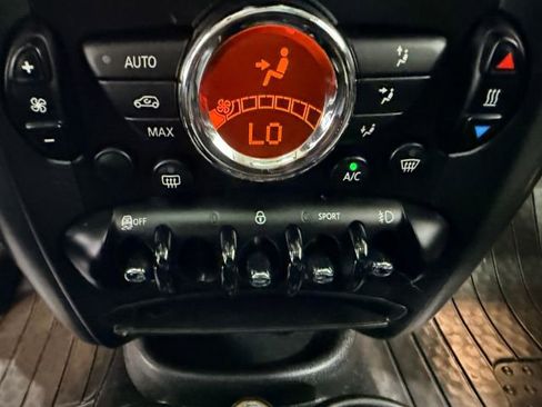 Used 2016 MINI Cooper Countryman S w/ Premium Package image 29