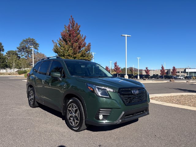 Used 2022 Subaru Forester Premium w/ Popular Package #1 AWD/4WD image 1
