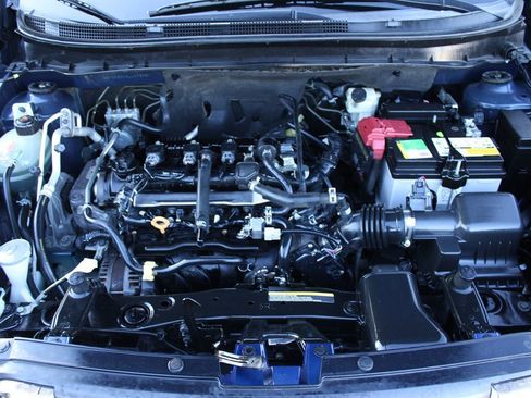 Used 2020 Nissan Kicks SR w/ SR Premium Package FWD image 18