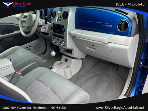 Used 2006 Chrysler PT Cruiser Touring FWD image 9