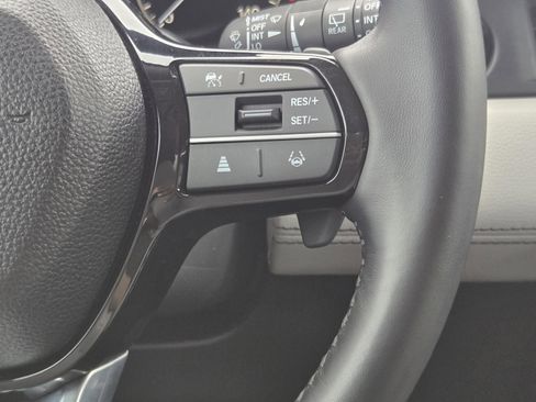 Certified 2024 Honda Pilot Touring image 25