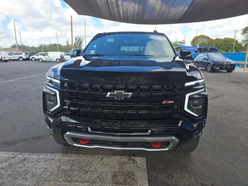 Used 2025 Chevrolet Tahoe Z71 image 2