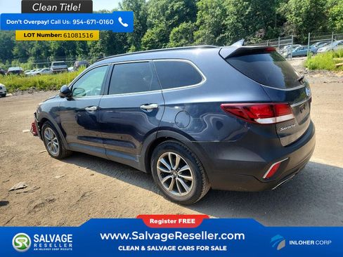 Used 2017 Hyundai Santa Fe SE FWD image 3