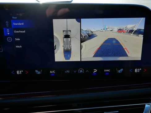 New 2026 Chevrolet Traverse Z71 w/ Enhanced Driving Package image 10