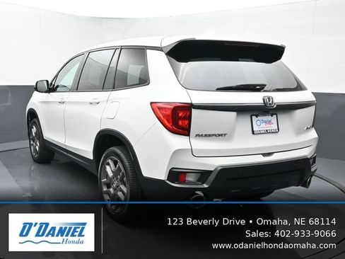 Used 2023 Honda Passport EX-L image 4
