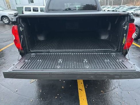 Used 2015 Toyota Tundra SR5 image 21