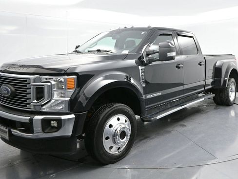 Used 2021 Ford F450 Lariat w/ Lariat Value Package image 4