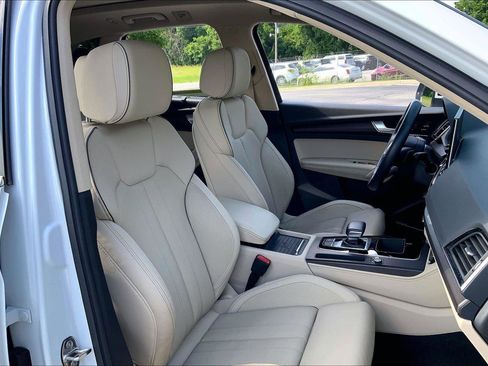 Used 2021 Audi Q5 Prestige AWD/4WD image 7