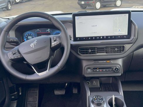 Used 2025 Ford Bronco Sport Outer Banks w/ Outer Banks Tech Package+ image 11