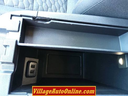 Used 2020 Chevrolet Equinox LT image 23