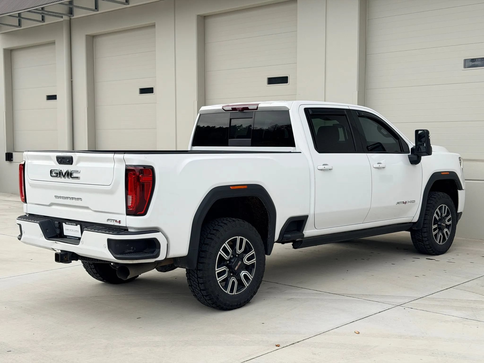 Used 2021 GMC Sierra 3500 AT4 w/ AT4 Premium Plus Package AWD/4WD image 6