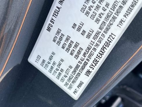 Used 2023 Tesla Model 3 Standard Range RWD image 27
