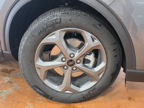 New 2026 Ford Escape ST-Line w/ Tech Pack #1 FWD image 14