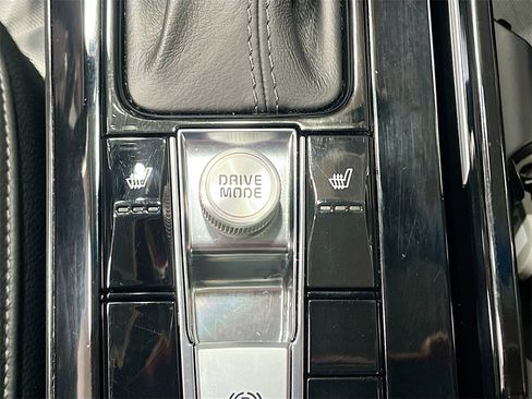 Used 2020 Kia Cadenza Technology image 20