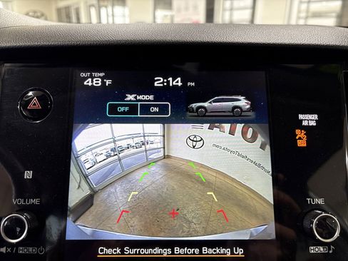 Used 2024 Subaru Outback Premium image 18