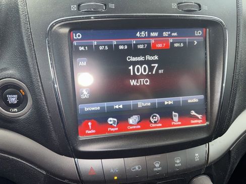 Used 2019 Dodge Journey Crossroad image 18