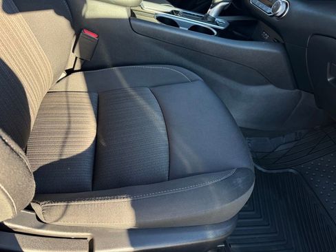 Used 2024 Nissan Altima 2.5 SV image 29