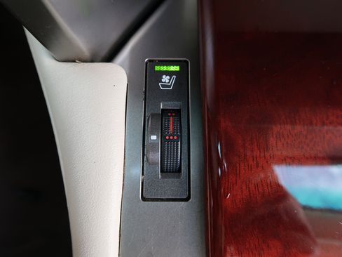 Used 2013 Lexus GX 460 image 22