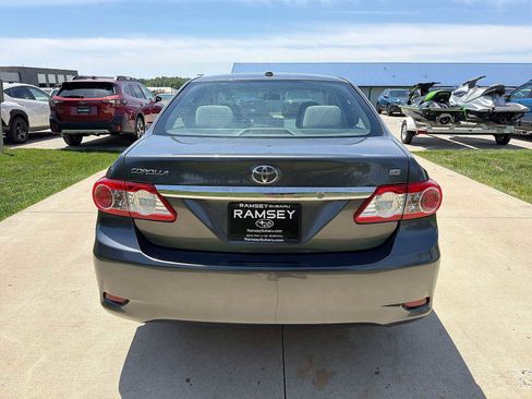 Used 2013 Toyota Corolla LE FWD image 5