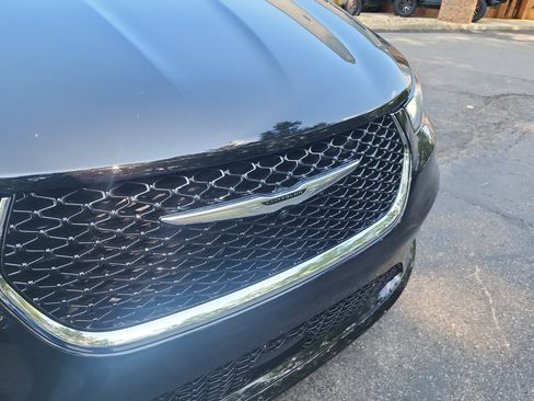 New 2026 Chrysler Pacifica Select image 25