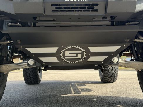 Used 2025 Ford Bronco Big Bend image 11