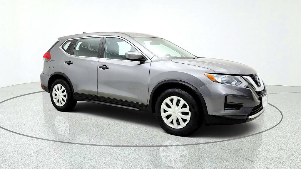 Used 2017 Nissan Rogue S FWD image 3