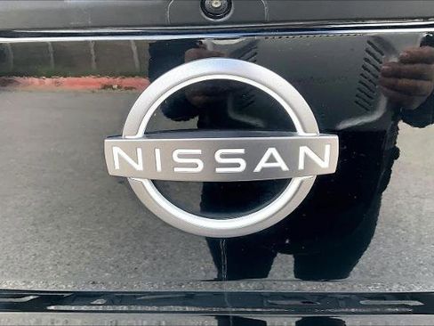 Certified 2022 Nissan Frontier SV w/ Technology Package image 29