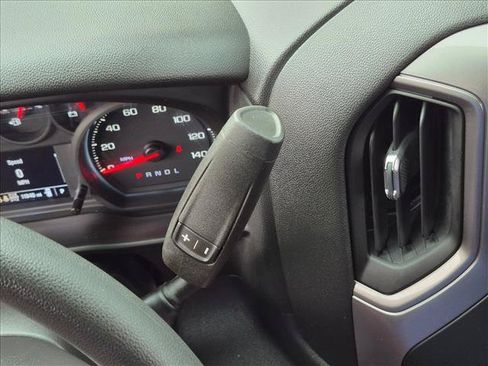 Used 2025 Chevrolet Silverado 1500 Custom Trail Boss AWD/4WD image 18