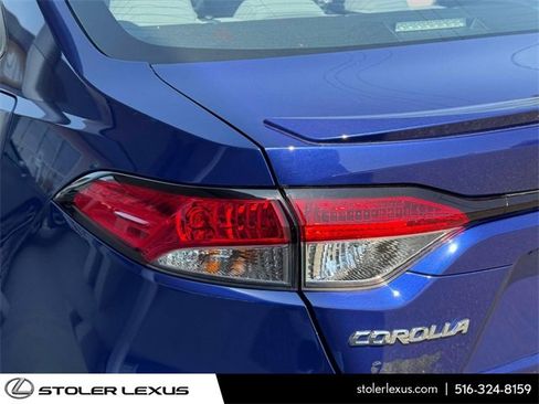 Used 2022 Toyota Corolla SE image 11