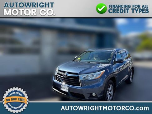 Used 2015 Toyota Highlander XLE AWD/4WD image 1