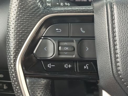 Used 2024 Toyota Tundra Limited w/ Power Package AWD/4WD image 24