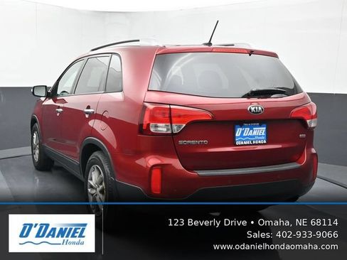 Used 2014 Kia Sorento LX FWD image 4