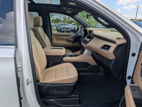 Used 2023 Chevrolet Suburban Premier w/ Texas Edition RWD image 15