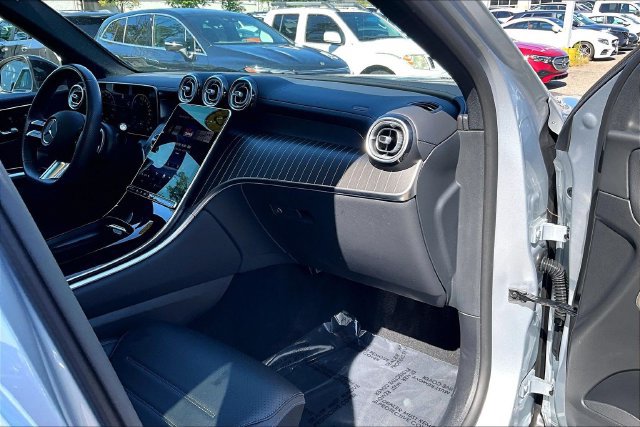 Certified 2025 Mercedes-Benz GLC 350e 4MATIC image 15