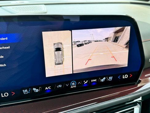Certified 2025 Chevrolet Traverse RS w/ LPO, Floor Liner Package FWD image 27
