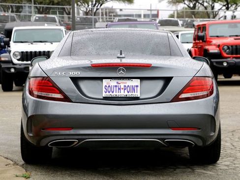 Used 2020 Mercedes-Benz SLC 300 image 6