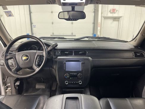 Used 2011 Chevrolet Silverado 2500 LTZ w/ LTZ Plus Package image 10