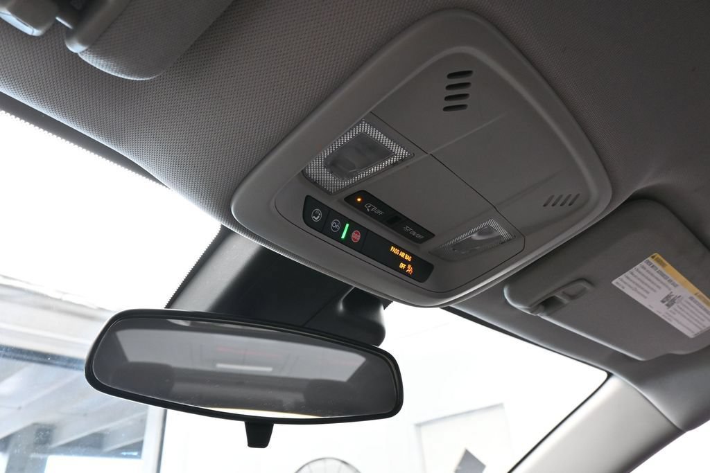 Used 2024 Chevrolet Malibu LT FWD image 21