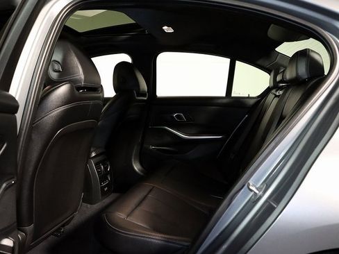 Used 2025 BMW 330i xDrive Sedan image 14